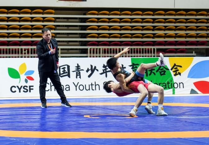 千余选手在安徽蚌埠奥体中心与四川简阳文体中