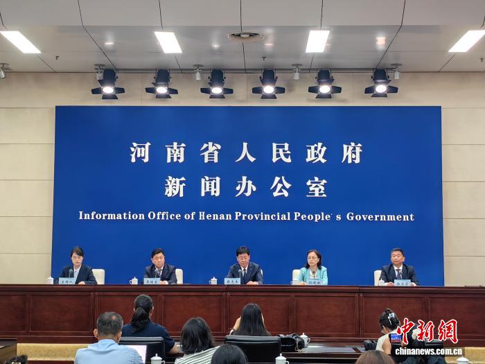 焦作太极竞技盛会汇聚逾两千名中外运动员 展示