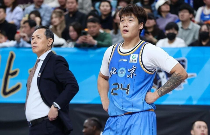 北京男篮伤病潮再添赵睿 两队外援动态引关注