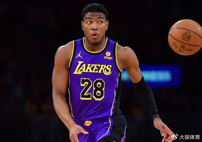 八村塁与姚明：亚洲篮球双星的不同时代传奇