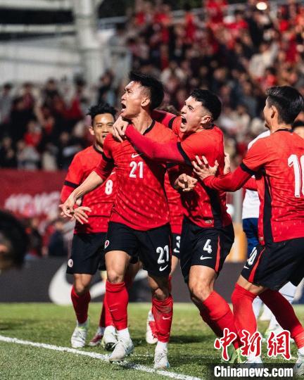 香港队在旺角主场以二比一击败中国台北晋级东